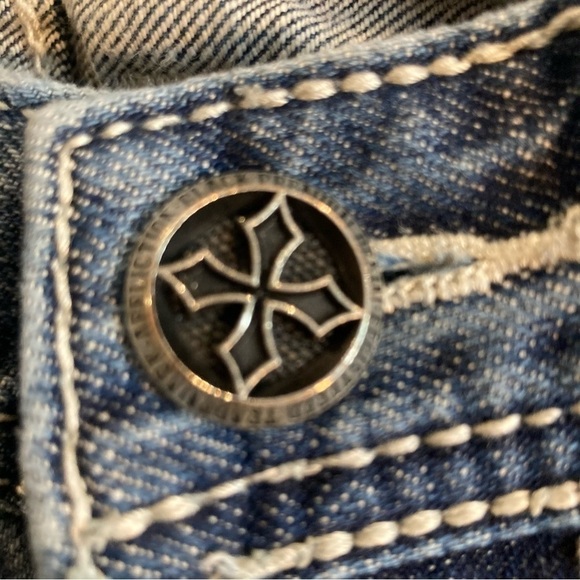 AFFLICTION Sz 33 Cooper Distressed Straight Leg Rubber Logo Patch Jeans - Picture 5 of 16